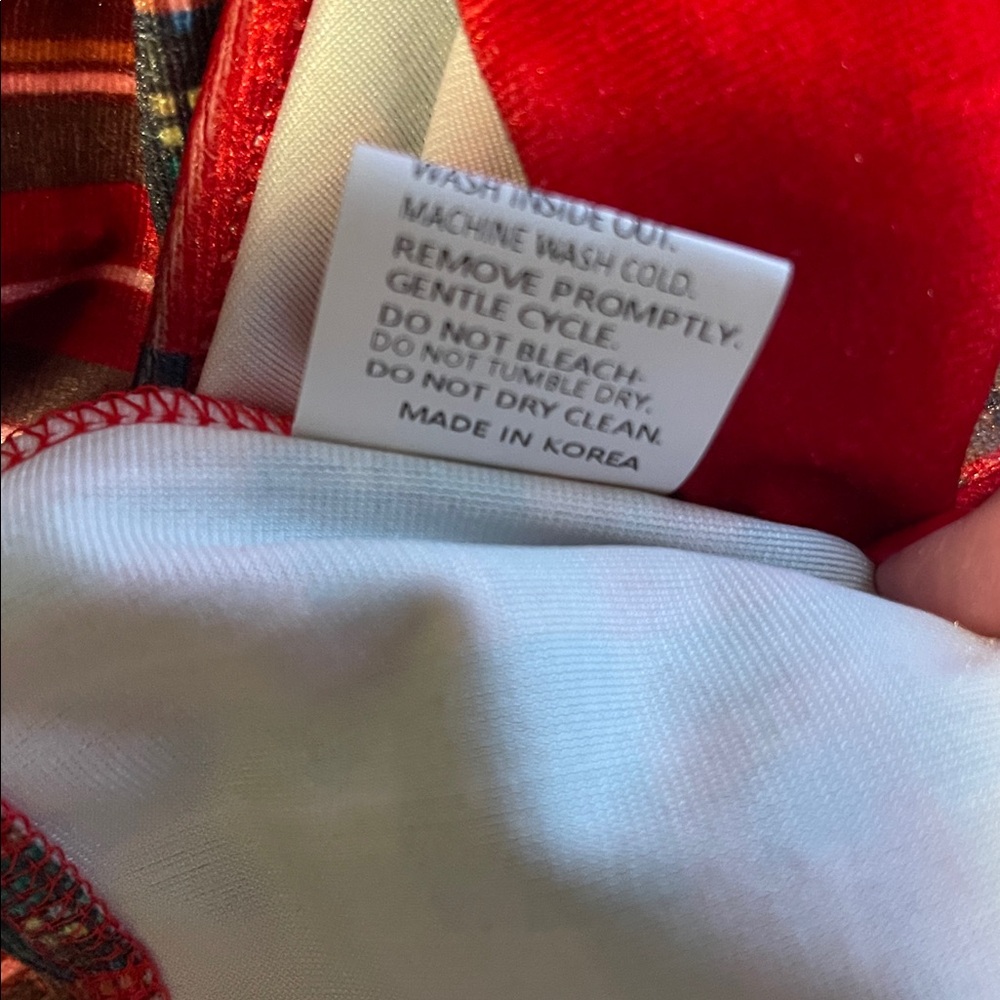 Holiday blouse size medium - Picture 7 of 8